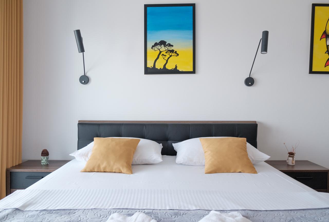 Sunset Apartments Улцин Екстериор снимка