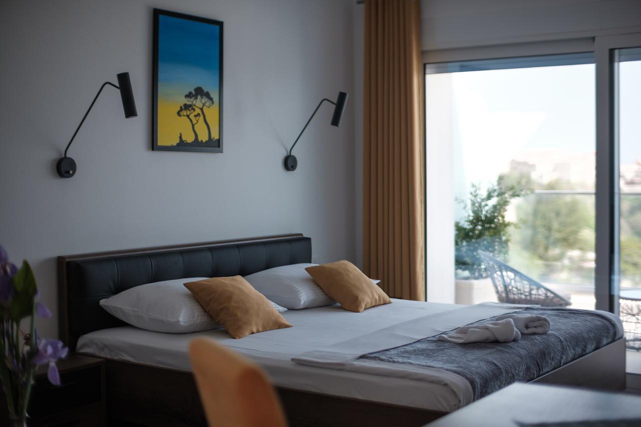 Sunset Apartments Улцин Екстериор снимка
